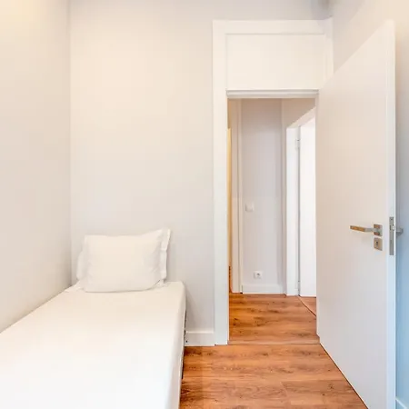 Apartamento Guestready - Lemon House With Private Garden Lisboa